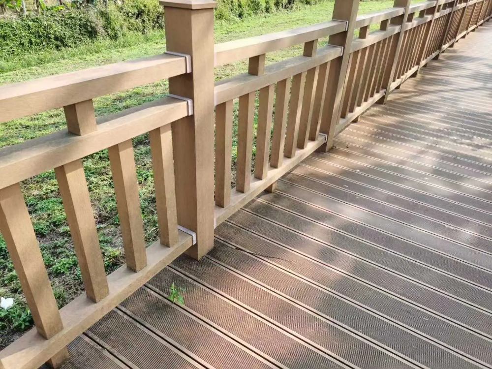 WPC plastic composite flooring